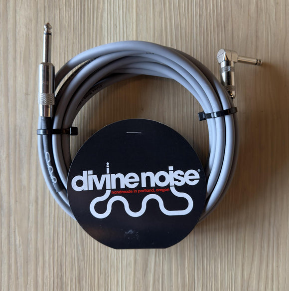 Divine Noise 15ft Instrument Cable S-R Grey *Free Shipping in the USA*