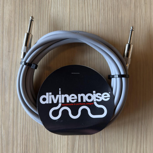 Divine Noise 15ft Instrument Cable ST-ST Grey *Free Shipping in the USA*