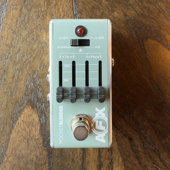 Fishman AFX Pocket Blender Used