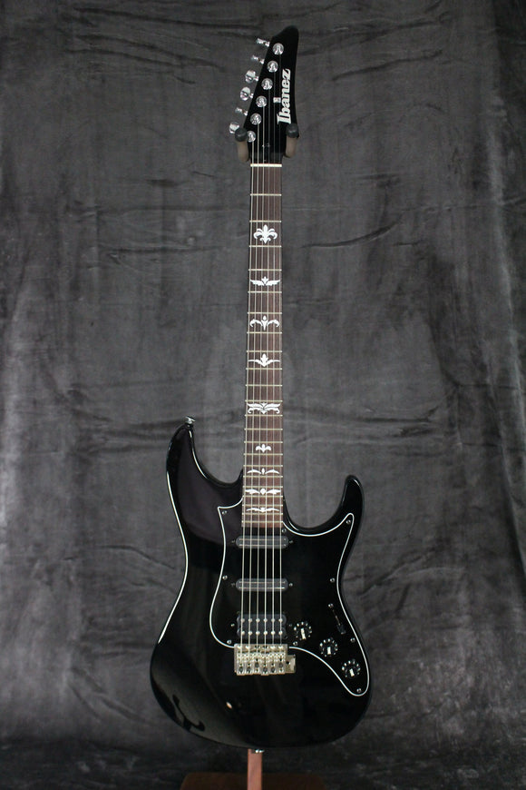 Ibanez ATZ300 Andy Timmons Signature-Black