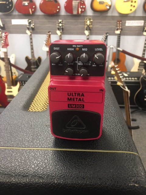 Behringer UM300 Ultra Metal Used