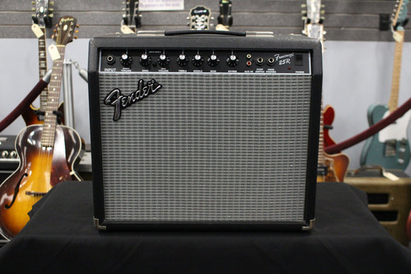 Fender Frontman 25R Combo