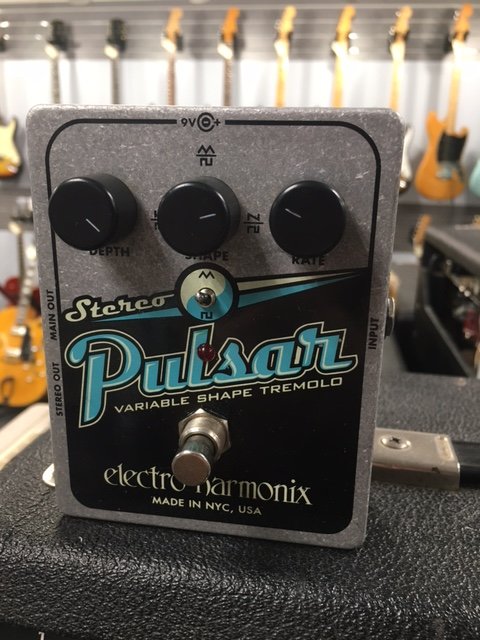 Electro-Harmonix Stereo Pulsar Used
